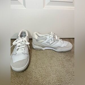 New Balance White & Gray Sneakers - Women’s Size 6